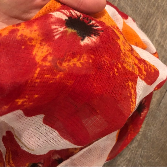 Fall floral scarf 🍁🌹 - Picture 2 of 3